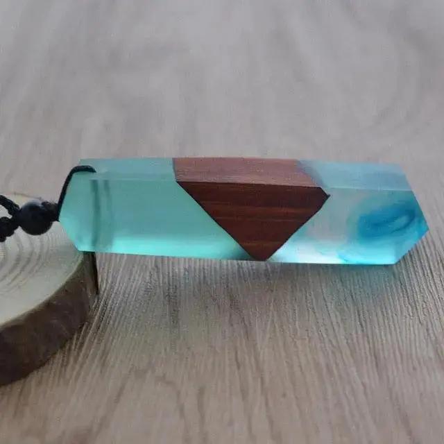 Fashionable Wood Resin Necklace